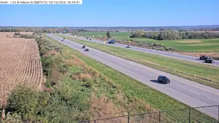 I-35 at Adams Street – Mile Marker 66.6 – West Des Moines