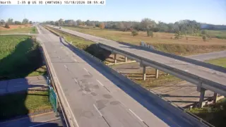 I-35 at US 30 – Mile Marker 111.7 – Near Ames