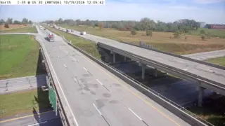I-35 at US 30 – Mile Marker 111.7 – Near Ames