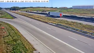 I-80 at Mile Marker 301.5 – Bettendorf – East View