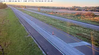 I-380 at Mile Marker 34.1 – Near Center Point – South View