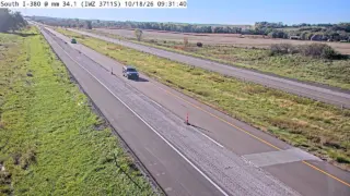 I-380 at Mile Marker 34.1 – Near Center Point – South View