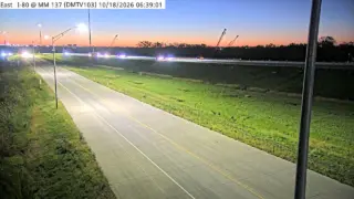 I-80 at Westbound Exit to I-35 Northbound – East Mix – Mile Marker 137.8 – Ankeny