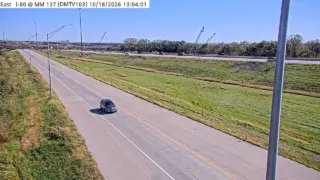 I-80 at Westbound Exit to I-35 Northbound – East Mix – Mile Marker 137.8 – Ankeny