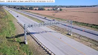 I-380 at Swan Lake – Mile Marker 5.6 – Near North Liberty
