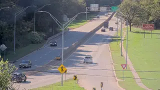 US 20 at Locust Street – West Zoom – Mile Marker 299.8 – Dubuque