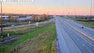 I-235 at I-80 East Mix – Mile Marker 14.2 – Near Ankeny