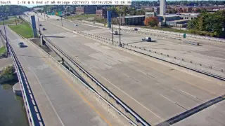 I-74 at South End of Westbound Bridge – Mile Marker 5.4 – Near Bettendorf