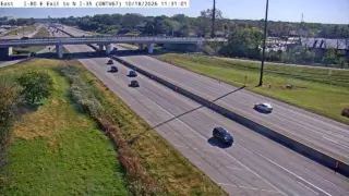 I-80 at Eastbound Exit to North I-35 – West Mix – Mile Marker 123.3 – West Des Moines