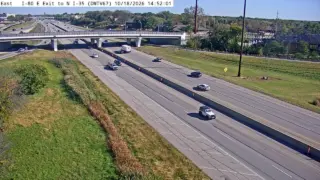 I-80 at Eastbound Exit to North I-35 – West Mix – Mile Marker 123.3 – West Des Moines