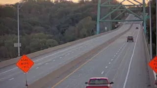 US 61 at Mississippi River Bridge – Mile Marker 192.4 – Dubuque – East View