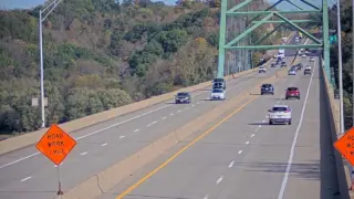 US 61 at Mississippi River Bridge – Mile Marker 192.4 – Dubuque – East View