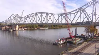 North Front Street & Lansing Bridge (Middle) – Lansing