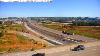 I-80 at Jordan Creek Parkway – Mile Marker 121.2 – West Des Moines