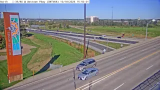 I-35/I-80 at Westown Parkway – Mile Marker 123.5 – West Des Moines