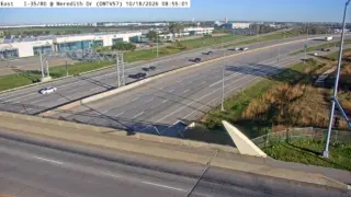 I-35/I-80 at Meredith Drive – Mile Marker 126.8 – Urbandale