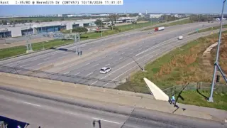 I-35/I-80 at Meredith Drive – Mile Marker 126.8 – Urbandale