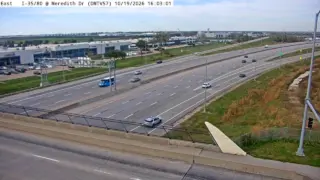 I-35/I-80 at Meredith Drive – Mile Marker 126.8 – Urbandale