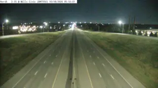 I-35 at Mills Civic Parkway – Mile Marker 70.4 – West Des Moines