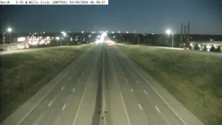 I-35 at Mills Civic Parkway – Mile Marker 70.4 – West Des Moines
