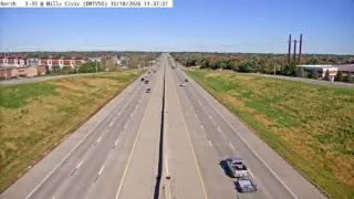 I-35 at Mills Civic Parkway – Mile Marker 70.4 – West Des Moines