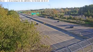 I-35 at Ashworth Avenue – Mile Marker 72.1 – West Des Moines