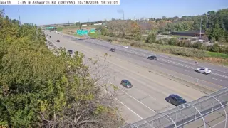 I-35 at Ashworth Avenue – Mile Marker 72.1 – West Des Moines
