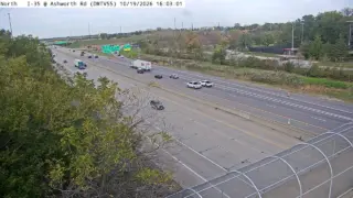 I-35 at Ashworth Avenue – Mile Marker 72.1 – West Des Moines