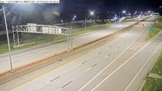 I-235 at Eastbound Exit to University Avenue – Mile Marker 10.1 – Des Moines