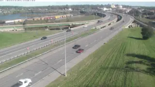I-380 at 8th Street Northeast – Mile Marker 20.6 – Cedar Rapids