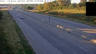 I-74 at Last Iowa Exit – Mile Marker 4.5 – Bettendorf