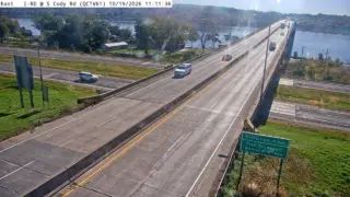 I-80 at South Cody Road/US 67 – Mile Marker 306 – Le Claire