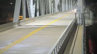 US 20 at West Mississippi River Bridge – Mile Marker 300.1 – Dubuque – East View