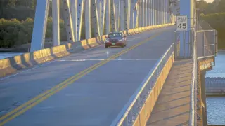 US 20 at West Mississippi River Bridge – Mile Marker 300.1 – Dubuque – East View