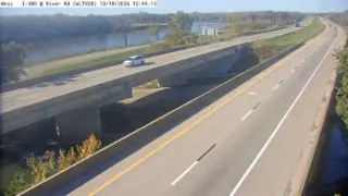 I-380 at River Road – Mile Marker 69.7 – Evansdale