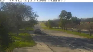 I-35 Northbound Parking Area – Mile Marker 196 – Near Clear Lake