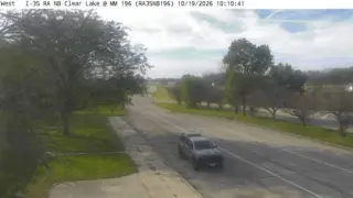 I-35 Northbound Parking Area – Mile Marker 196 – Near Clear Lake