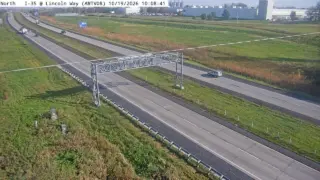 I-35 at East Lincoln Way – Mile Marker 112.8 – Ames