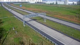 I-35 at East Lincoln Way – Mile Marker 112.8 – Ames