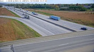 I-35/I-80 at 86th Street – Mile Marker 129.1 – Urbandale