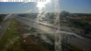 I-35/I-80 at 100th Street – Mile Marker 128.2 – Urbandale