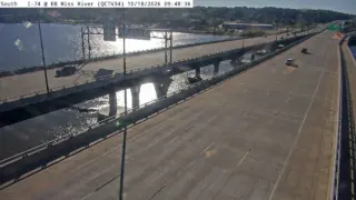 I-74 at Eastbound Mississippi River – Mile Marker 5.4 – Near Bettendorf