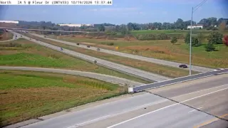 IA 5 at Fleur Drive – Mile Marker 96.5 – Des Moines