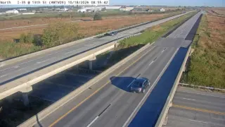 I-35 at East 13th Street – Mile Marker 113.6 – Ames