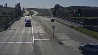 US 20 at Southwest Arterial Bridge – Mile Marker 294.3 – Dubuque – East View