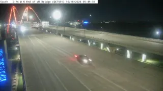 I-74 at North End of Westbound Bridge – Mile Marker 5.1 – Bettendorf