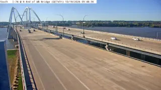 I-74 at North End of Westbound Bridge – Mile Marker 5.1 – Bettendorf