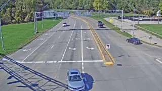 US 20 at Locust Street – Mile Marker 299.8 – Dubuque – West View