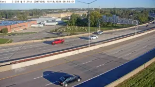 I-235 at East 21st Street – Mile Marker 10.8 – Des Moines