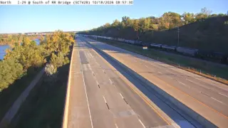 I-29 South of Railroad Bridge – Mile Marker 145.7 – Sioux City